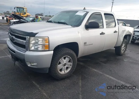 2011 Chevrolet Silverado 1500 Lt z USA, uszkodzony, nr VIN 3GCPKSE36BG183524